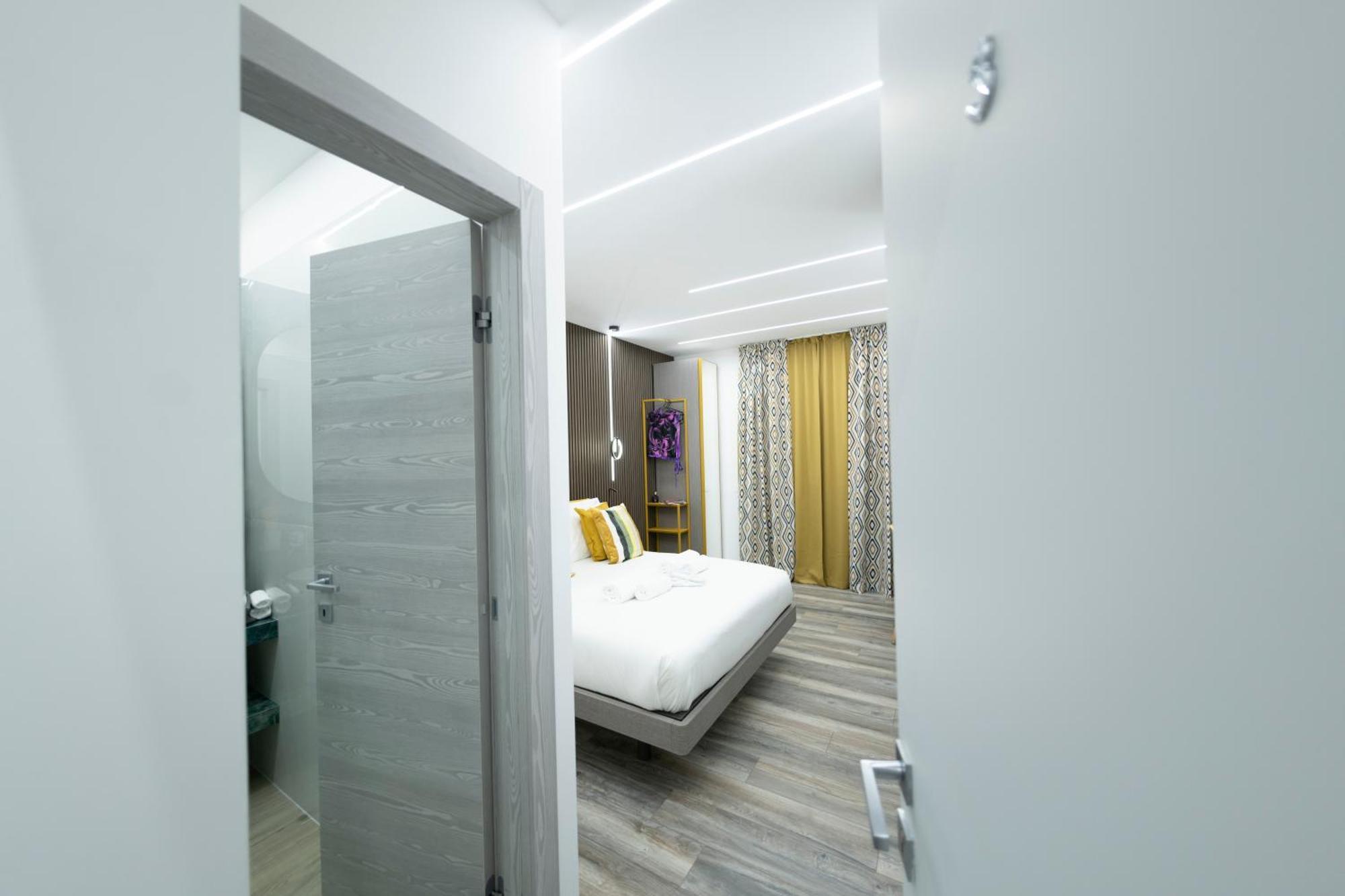 New Luxury Rooms Roma Eksteriør bilde